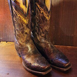 womens Tony Lama boots, size 7
